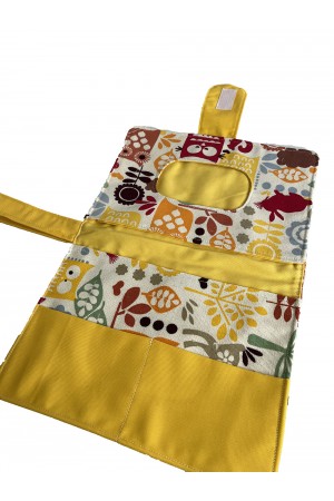 Δάσος με κίτρινο